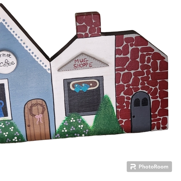 Country Wall Mounted Wood 4 Peg Shelf Hand Painted Town Scene Farm House Rustic - Picture 10 of 10